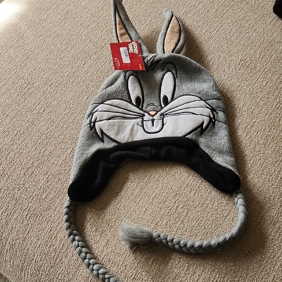 Warner Bros.◇ BUGS BUNNY 3D Knit Tobbogan Beanie Hat with Ears & Tassles ◇ NEW - Picture 5 of 5